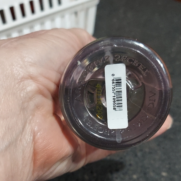 Victoria's Secret Lavender & Vanilla Mist - Picture 8 of 8